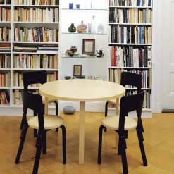 Artek Aalto 90A matbord runt Svart linoleum-Björkben