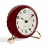 Arne Jacobsen Clocks Aj Station bordsklocka vinröd vinröd