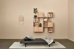 Discount Andersen Furniture A-Wall väggklocka 41x76 cm Oak-brass