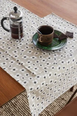 Online Almedahls Belle Amie löpare Beige 45x150 cm