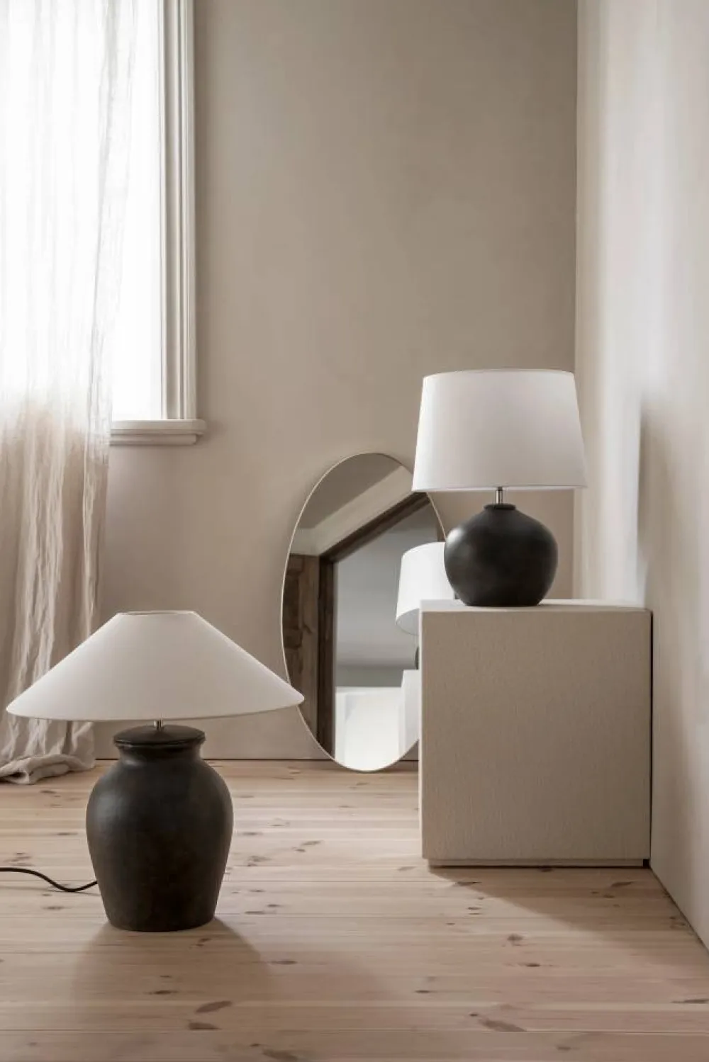 New Watt & Veke Berit lampfot 38 cm Black