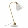 GUBI Bestlite BL2 bordslampa matt vit-mässing