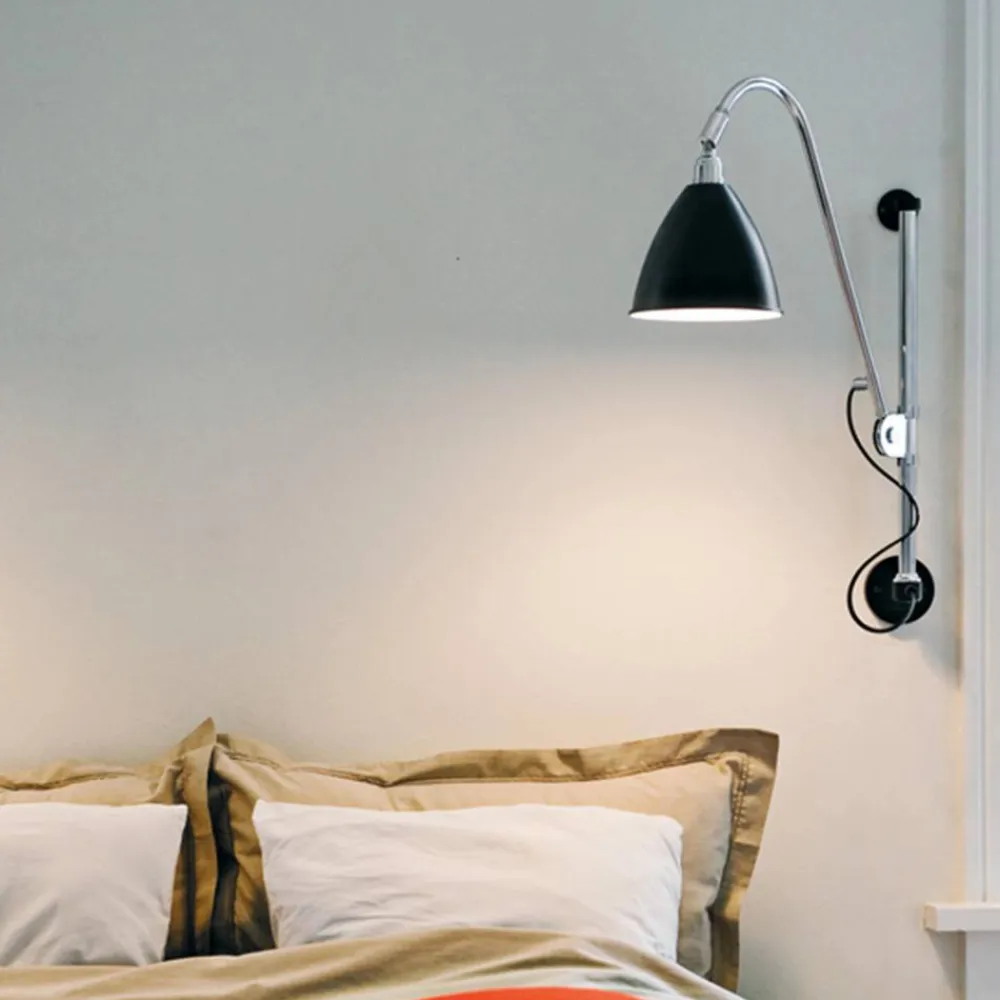 GUBI Bestlite BL5 vägglampa Svart-krom