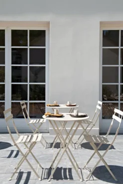 Hot Fermob Bistro bord Ø117 cm + 4 stolar Latte beige