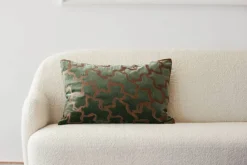 Outlet Chhatwal & Jonsson Chand kuddfodral 40x60 cm Forest green-cognac