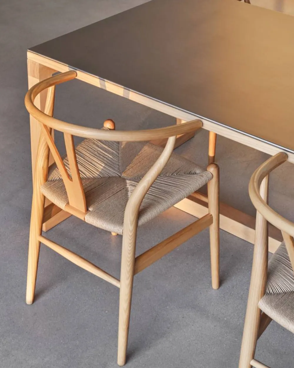 Carl Hansen & Søn CH24 Y-stol Såpad ask-naturflätad