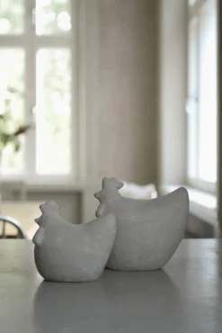 New DBKD Concrete hen dekoration Large