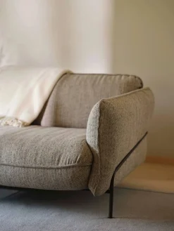 Swedese Continental soffa Sealife Dark beige/white-kromat stål