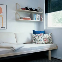 Artek 710 dagbädd Björk-Hallingdal 750 inkl. madrass & kudde