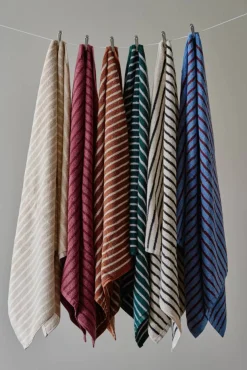 Scandi Living Drift badhandduk 100x150 cm Grön-lila