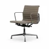 Vitra EA132 Aluminium Chair kontorsstol felt glides 71 sand leather L20-polished