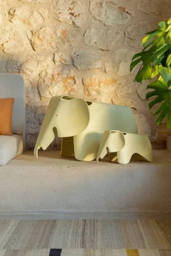 Vitra Eames elephant recycled small dekoration Deep black