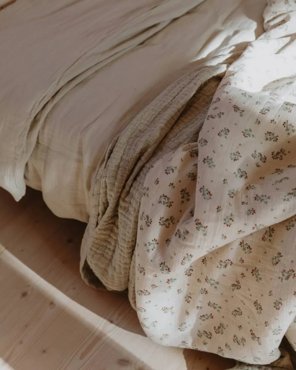 Outlet Garbo&Friends Eggshell Muslin bäddset 150x210 cm/50x60 cm