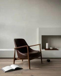 Discount Audo Copenhagen Elizabeth loungefåtölj Läder Dakar 0329-valnöt
