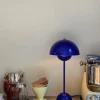 &Tradition Flowerpot VP3 bordslampa Cobalt blue
