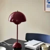 Discount &Tradition Flowerpot VP3 bordslampa Dark plum