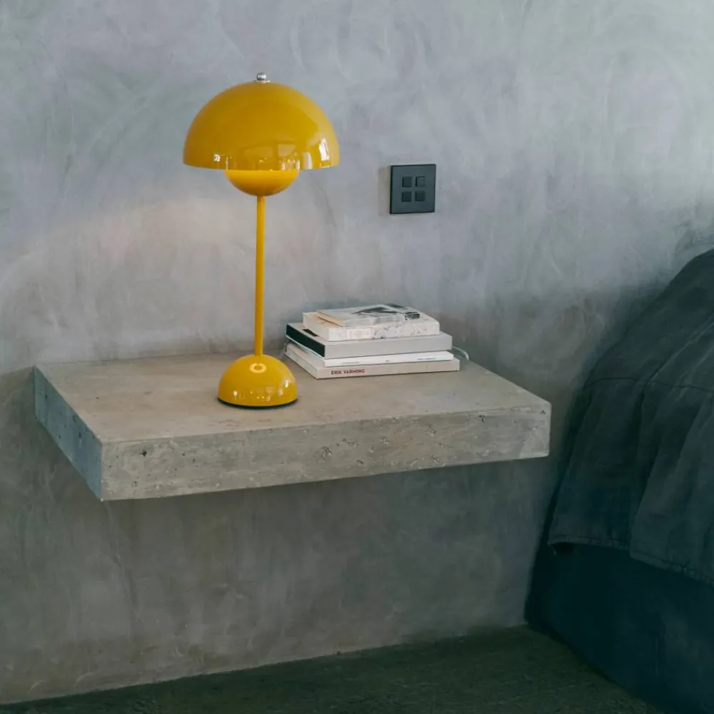 &Tradition Flowerpot VP3 bordslampa Mustard
