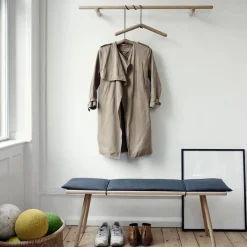 Fritz Hansen Georg bänk Ek obehandlad-inkl. beige dyna