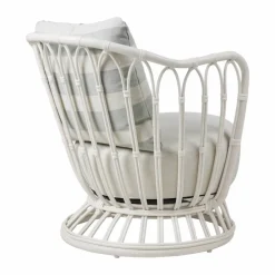 New GUBI Grace Outdoor fåtölj Leslie Limonta 006-020-alabaster white