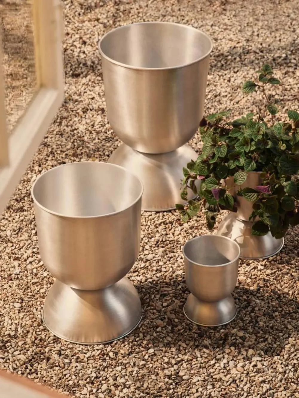Hot Ferm Living Hourglass kruka liten Ø30 cm Aluminium