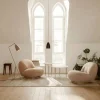 Discount GUBI IOI soffbord white carrara marble ø70 svart stativ