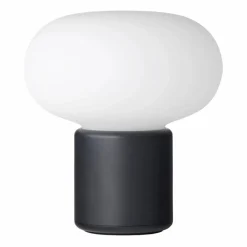 New Works Karl-Johan bordslampa portabel Cold black