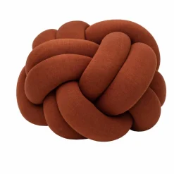 Design House Stockholm Knot kudde XL Ochre