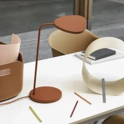 Muuto Leaf bordslampa Copper brown