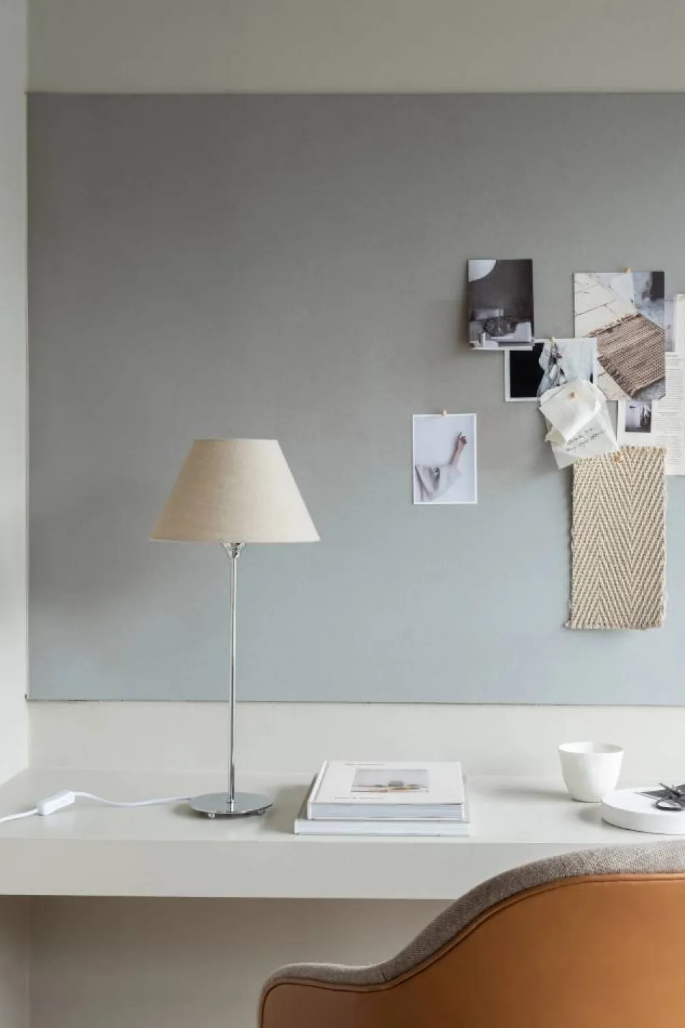 Watt & Veke Line 45 bordslampfot Silver