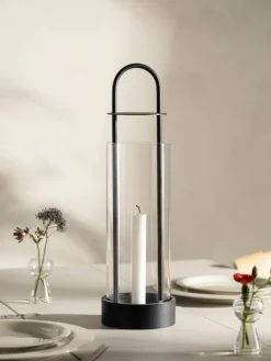 Design House Stockholm Lotus hurricane lantern svart