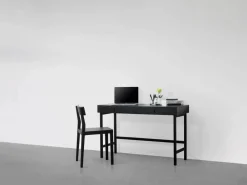 A2 Mind skrivbord Svartbetsad ek 118x74x44 cm