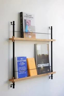 New MOEBE tidningsställ Oak-black