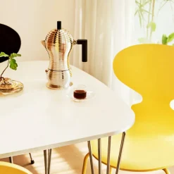Outlet Fritz Hansen Myran 3101 stol white lackad kromat stålstativ