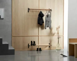 Essem Design Nostalgi 291 hatthylla 100 cm Svart-svart