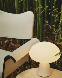 Discount GUBI Obello bordslampa Frosted glass