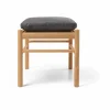 Carl Hansen & Søn OW149F Colonial fotpall Terra 20367-oljad ek