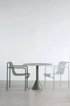 New HAY Palissade Cone runt cafébord Olive ø90