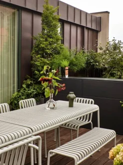 HAY Palissade matgrupp 2 Dining karmstol + bänk 170x90 cm sky grey