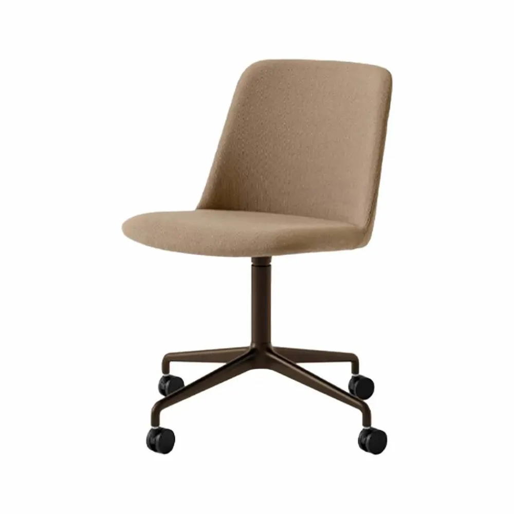 Outlet &Tradition Rely HW23 kontorsstol tyg hallingdal 224 peanut bronserat stativ