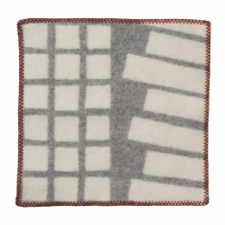 Online Klippan Yllefabrik Sankt Petri sittunderlag 43x43 cm Light Grey