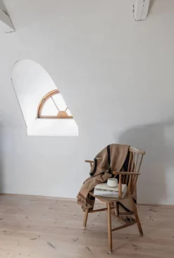 Mette Ditmer Shadow pläd Latte-black 130x175 cm