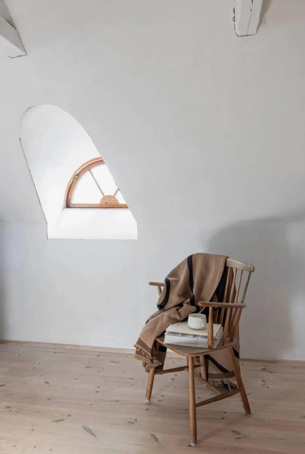 Mette Ditmer Shadow pläd Latte-black 130x175 cm