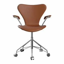 Fritz Hansen Sjuan 3217 helklädd kontorsstol mjuka hjul Essential walnut leather-chrome