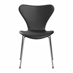 Fritz Hansen Sjuan 3107 helklädd stol Essential black läder-kromat stativ