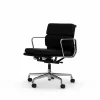 Vitra Soft Pad Chair EA 217 polerat kromstativ Läder premium F L50 Nero