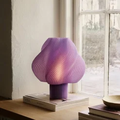 Barn Crème Atelier Soft Serve bordslampa Lavender sorbet Grande 34 cm