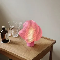 New Crème Atelier Soft Serve bordslampa Rose sorbet Regular 26 cm