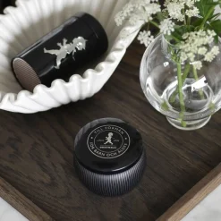 Online Solstickan Design Solstickan doftljus 25 h Svart-cederträ