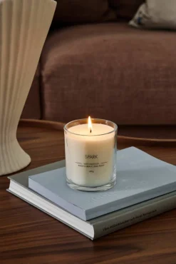 Clearance Scandi Essentials Spark doftljus 240 g