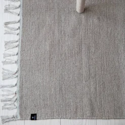 Discount Himla Särö matta concrete (beige) 140x200 cm